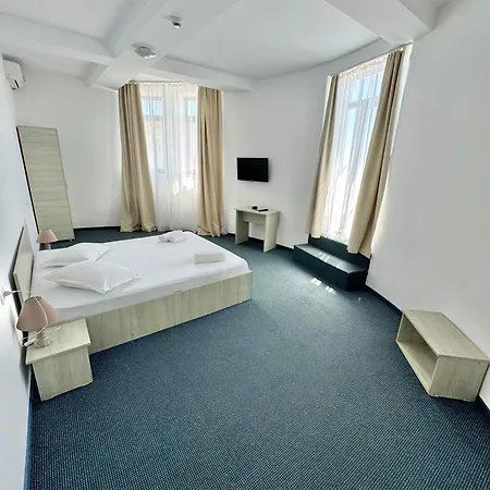 Neptun 3*