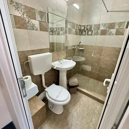 Neptun מלון 3*
